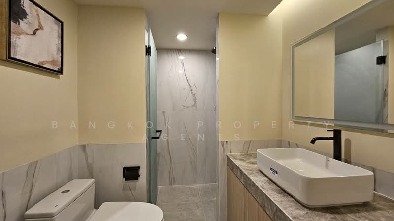 Baan Suanpetch, Bangkok, 18 Soi Sukhumvit 39, Khlong Tan Nua, Watthana, Bangkok, 2 Bedrooms, 135 sqm, Condo For Sale, by BANGKOK PROPERTY AGENTS, 500227275 - DDproperty.com