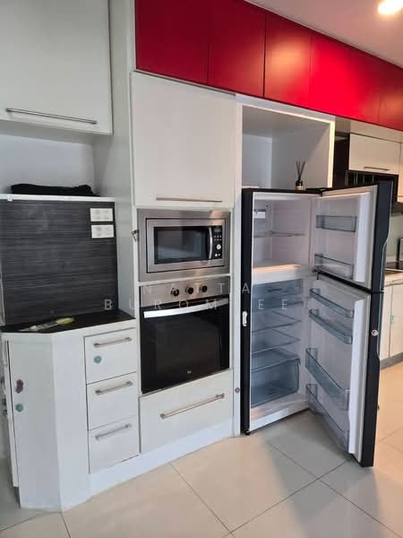 St Louis Grand Terrace, Bangkok, Soi Sathon 11 S Sathon Rd, Yan Nawa, Sathon, Bangkok, 2 Bedrooms, 90 sqm, Condo For Rent, by Natta Buromsee, 500227298 - DDproperty.com