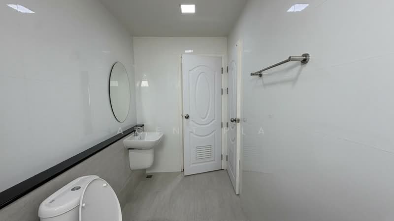 Townhome for Rent, On Nut 46, Fully Furnished (SPSAD3920), Bangkok, On Nut, Suan Luang, Bangkok, 3 Bedrooms, 185 sqm, Townhouse For Rent, by Agent Pla, 500227303 - DDproperty.com