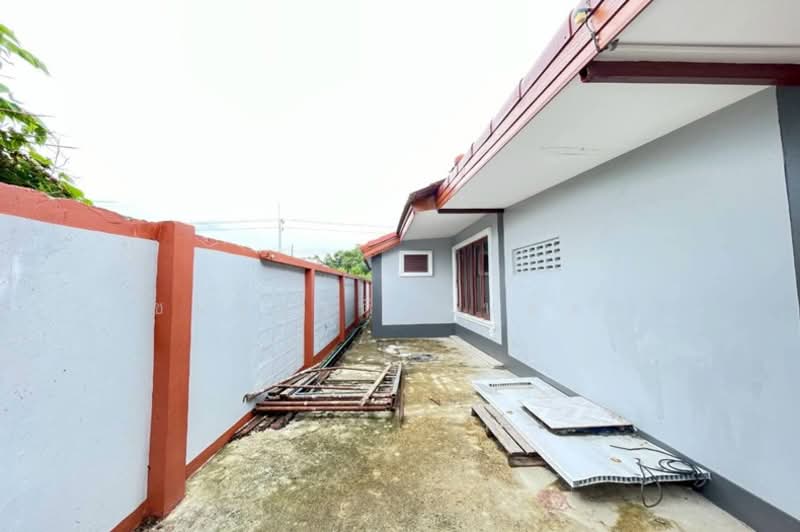 บ้านเดี่ยว เนื้อที่ 98 ตร.ว. ซอยบึงคำพร้อย 13 (ถนนเลียบคลอง 5 ฝั่งตะวันออก), Pathum Thani, ลำลูกกา, Khlong Ha, Khlong Luang, Pathum Thani, 4 Bedrooms, 392 sqm, Single Detached House For Sale, by ชนะชาติ นนท์ตา, 500227320 - DDproperty.com