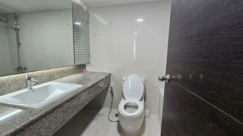 Baan Suanpetch, Bangkok, 18 Soi Sukhumvit 39, Khlong Tan Nua, Watthana, Bangkok, 2 Bedrooms, 133 sqm, Condo For Rent, by BANGKOK PROPERTY AGENTS, 500227332 - DDproperty.com