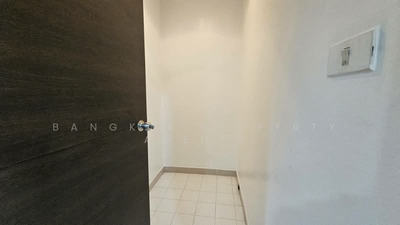 Baan Suanpetch, Bangkok, 18 Soi Sukhumvit 39, Khlong Tan Nua, Watthana, Bangkok, 2 Bedrooms, 133 sqm, Condo For Rent, by BANGKOK PROPERTY AGENTS, 500227332 - DDproperty.com