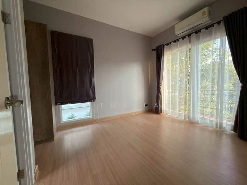 Q District Suksawad-Wongwaen Rama 3, Samut Prakan, Soi Suksawat 76 Latluang, Suksawat Road, Bang Chak, Phra Pra Daeng, Samut Prakan, 4 Bedrooms, 140 sqm, Townhouse For Sale, by ERA Thailand, 500227345 - DDproperty.com