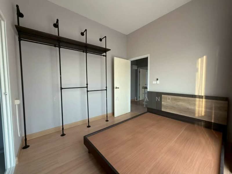 Q District Suksawad-Wongwaen Rama 3, Samut Prakan, Soi Suksawat 76 Latluang, Suksawat Road, Bang Chak, Phra Pra Daeng, Samut Prakan, 4 Bedrooms, 140 sqm, Townhouse For Sale, by ERA Thailand, 500227345 - DDproperty.com