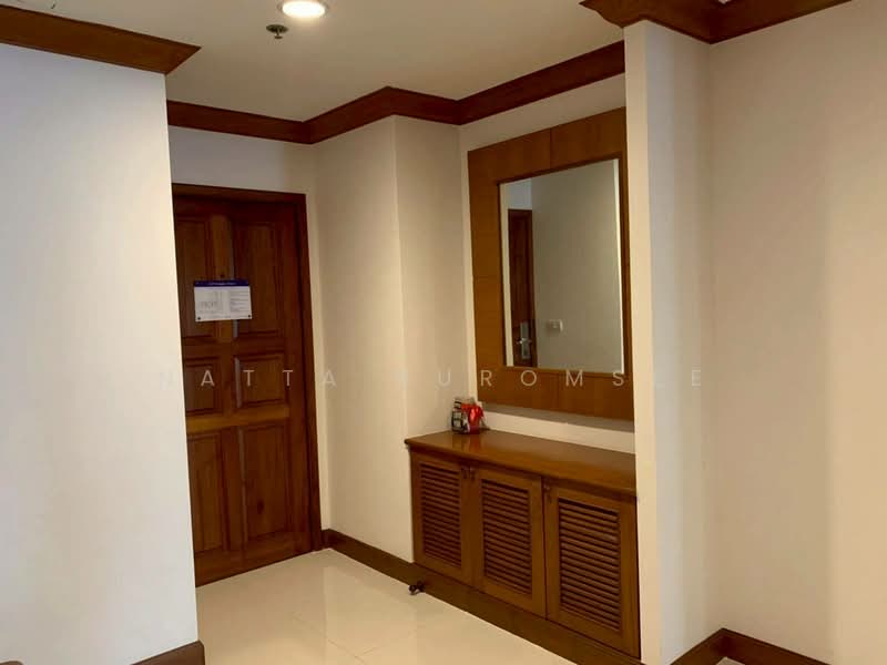 G.P. Grande Tower, Bangkok, 55 Sukhumvit 23, Khlongtoei Nua, Watthana, Bangkok, 3 Bedrooms, 260 sqm, Apartment For Rent, by Natta Buromsee, 500227349 - DDproperty.com