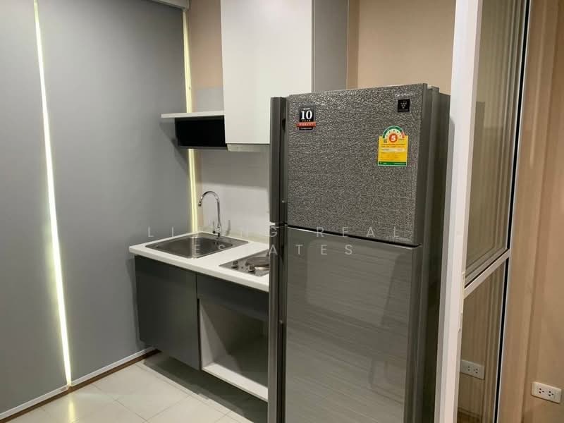 The Base Sukhumvit 77, Bangkok, 289 Sukhumvit 77 Road, Phra Kanong Nua, Watthana, Bangkok, 1 Bedroom, 30 sqm, Condo For Rent, by Living Real Estates, 500227369 - DDproperty.com