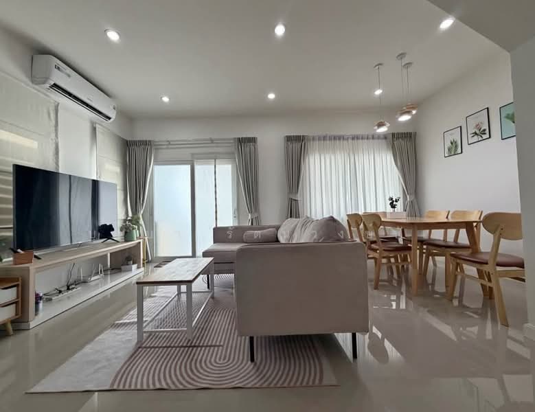 ให้เช่า - Patagonia 5 Ramintra-Safari, กรุงเทพ