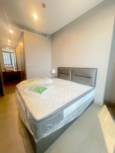 The Esse at Singha Complex, Bangkok, 1788 New Petchaburi Rd, Khlongtoei Nua, Watthana, Bangkok, 1 Bedroom, 35 sqm, Condo For Rent, by Nami E., 500227420 - DDproperty.com