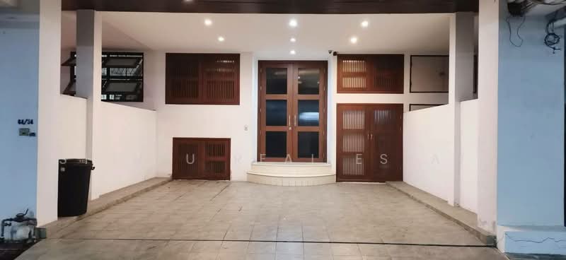 Townhome at Lotus Point, Bangkok, Phra Kanong Nua, Watthana, Bangkok, 4 Bedrooms, 450 sqm, Townhouse For Rent, by Shinyu Real Estate, 500227427 - DDproperty.com