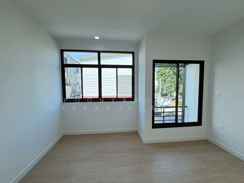 Sixnature Watcharapol, Bangkok, Watcharapol Road, Tha Rang, Bang Khen, Bangkok, 3 Bedrooms, 204 sqm, Townhouse For Sale, by Poonyaporn Veerabulyarit, 500227434 - DDproperty.com