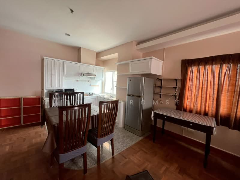 The Maple Sathon-Narathiwat, Bangkok, Narathiwatratchanakharin, Thung Wat Don, Sathon, Bangkok, 2 Bedrooms, 73 sqm, Condo For Rent, by Natta Buromsee, 500227472 - DDproperty.com