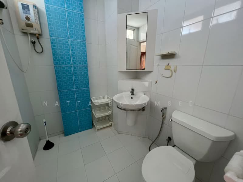 The Maple Sathon-Narathiwat, Bangkok, Narathiwatratchanakharin, Thung Wat Don, Sathon, Bangkok, 2 Bedrooms, 73 sqm, Condo For Rent, by Natta Buromsee, 500227472 - DDproperty.com