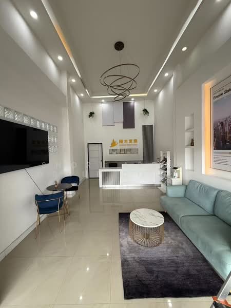 For Rent - Commercial building on Mahidol Road, Chiang Mai