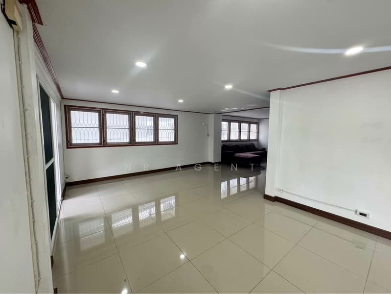 บ้านเมืองทอง 2 โครงการ 3, กรุงเทพ, สวนหลวง, สวนหลวง, กรุงเทพ, 270 ตร.ม., บ้านเดี่ยว ขาย, โดย NR AGENT, 500227480 - DDproperty.com