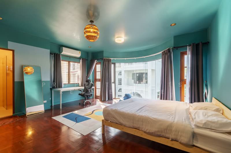 Townhouse BTS Thonglor 5 bed / 5 bath, Bangkok, Khlong Tan Nua, Watthana, Bangkok, 5 Bedrooms, 400 sqm, Townhouse For Rent, by PROPERTYSIGHTS REAL ESTATE, 500227482 - DDproperty.com