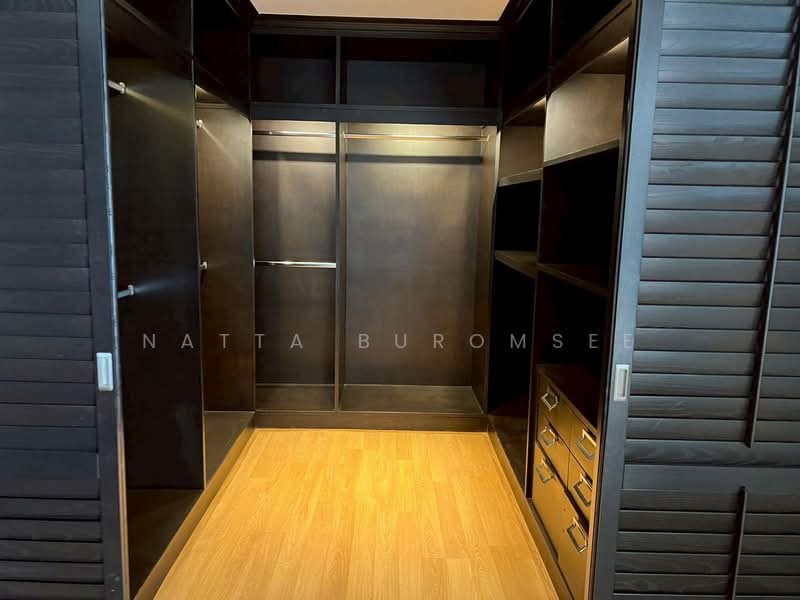 Kallista Mansion, Bangkok, 64 Soi Sukhumvit 11, Khlongtoei Nua, Watthana, Bangkok, 4 Bedrooms, 315 sqm, Condo For Rent, by Natta Buromsee, 500227484 - DDproperty.com