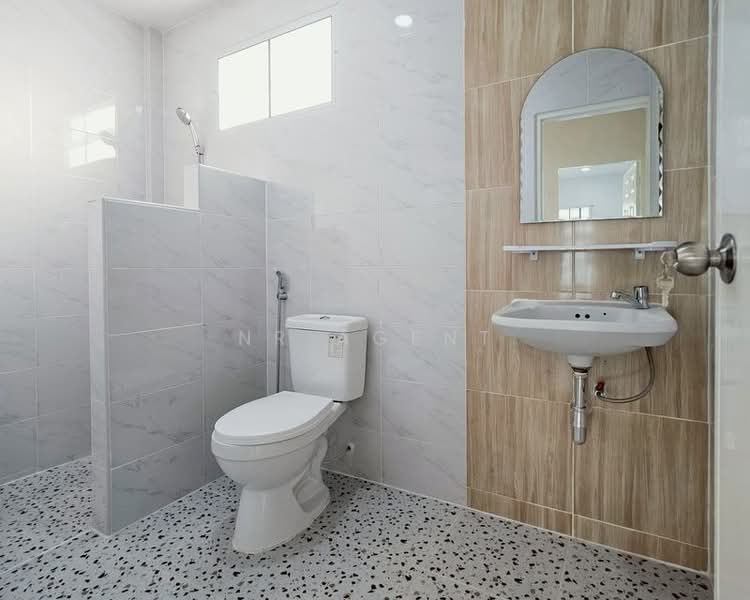 Buathong Thani, Nonthaburi, Soi Buathong Thani Village, Bang Bua Thong, Bang Bua Thong, Nonthaburi, 4 Bedrooms, 98 sqm, Townhouse For Sale, by NR AGENT, 500227541 - DDproperty.com