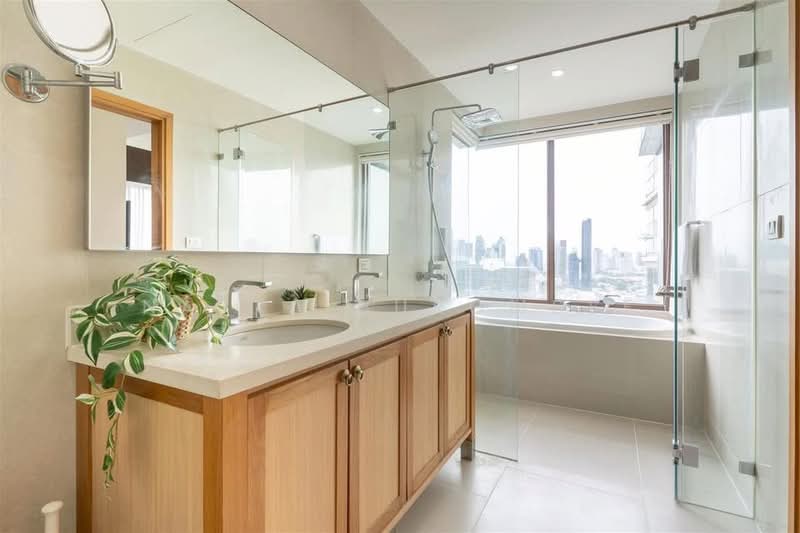 The Emporio Place, Bangkok, 93 Soi Sukhumvit 24, Sukhumvit Road, Khong Tan, Khlong Toei, Bangkok, 2 Bedrooms, 108 sqm, Condo For Sale, by Natta Buromsee, 500227548 - DDproperty.com
