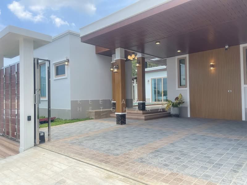 Luxury Pool Villa Modern Comfort and Tranquility Ready to move in, Krabi, Nong Tale, Muang Krabi, Krabi, 3 Bedrooms, 318 sqm, Single Detached House For Sale, by Keeyawat Phetcharat, 500227550 - DDproperty.com