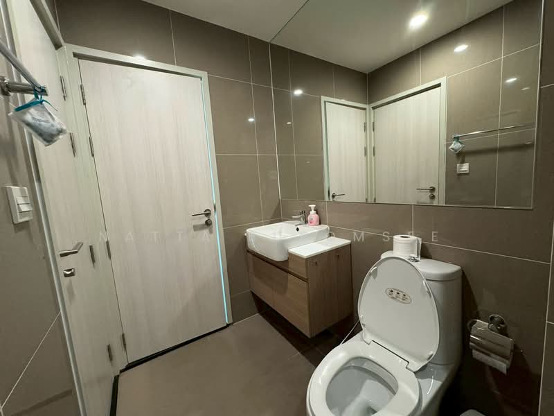 Noble Revolve Ratchada 2, Bangkok, 70 Soi Ratchadaphisek 10, Ratchadaphisek Road, Huai Khwang, Huai Khwang, Bangkok, 1 Bedroom, 54 sqm, Condo For Rent, by Natta Buromsee, 500227570 - DDproperty.com