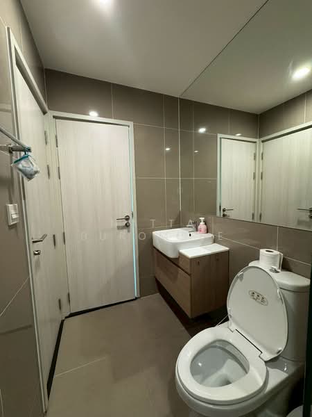 Noble Revolve Ratchada 2, Bangkok, 70 Soi Ratchadaphisek 10, Ratchadaphisek Road, Huai Khwang, Huai Khwang, Bangkok, 1 Bedroom, 54 sqm, Condo For Rent, by Natta Buromsee, 500227570 - DDproperty.com