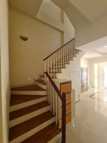 Baan Klang Muang The Royal Monaco Srinakarin-Pattanakarn, Bangkok, Rama 9 Road, Soi 43, Suan Luang, Suan Luang, Bangkok, 3 Bedrooms, 170 sqm, Townhouse For Sale, by NR AGENT, 500227571 - DDproperty.com