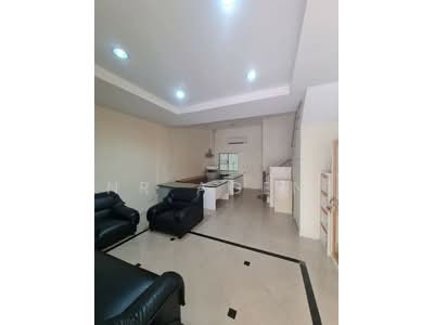 ขาย - Baan Klang Muang The Royal Monaco Srinakarin-Pattanakarn : บ้านกลางเมือง เดอะรอยัล โมนาโค ศรีนครินทร์-พัฒนาการ, กรุงเทพ