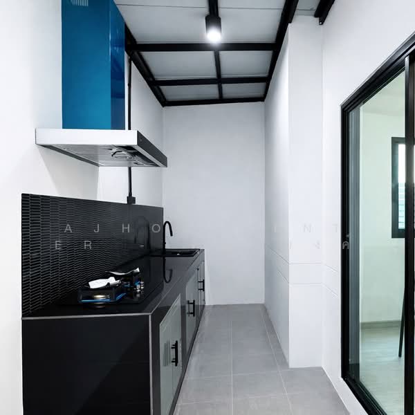 บ้านพร้อมพัฒน์ 1, Bangkok, Sam Wa Tawan Tok, Khlong Sam Wa, Bangkok, 3 Bedrooms, 120 sqm, Semi-Detached House (Twin House) For Sale, by AJHOMECENTER - คุณแบงค์, 500227577 - DDproperty.com