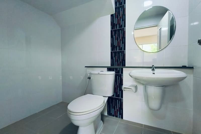 M.C.S PLACE Lamlukka-Klong 6, Pathum Thani, Bung Kham Proi, Lam Luk Ka, Pathum Thani, 3 Bedrooms, 137 sqm, Townhouse For Sale, by ชนะชาติ นนท์ตา, 500227630 - DDproperty.com