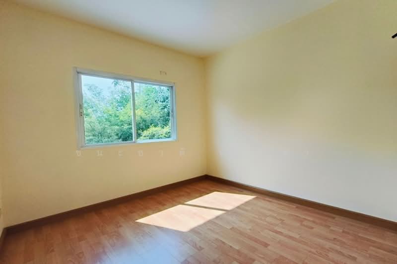 M.C.S PLACE Lamlukka-Klong 6, Pathum Thani, Bung Kham Proi, Lam Luk Ka, Pathum Thani, 3 Bedrooms, 137 sqm, Townhouse For Sale, by ชนะชาติ นนท์ตา, 500227630 - DDproperty.com