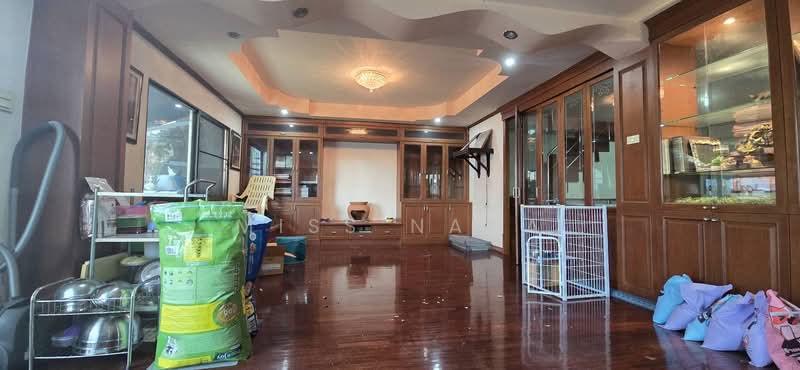 Udomsuk, Bangkok, สุขุมวิท, Bang Chak, Phra Khanong, Bangkok, , 1,000 sqm, Shophouse For Sale, by Miss Nana, 500227637 - DDproperty.com