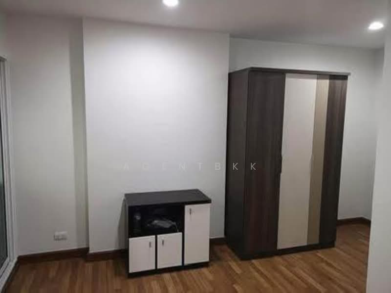 ให้เช่า - Regent Home Bangson 27 : รีเจ้นท์โฮม บางซ่อน 27, กรุงเทพ