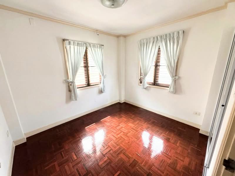 Neighborhome Watcharaphon, Bangkok, Sukhaphiban 5, Sam Wa Tawan Ok, Khlong Sam Wa, Bangkok, 3 Bedrooms, 195 sqm, Single Detached House For Sale, by เอนก, 500227658 - DDproperty.com