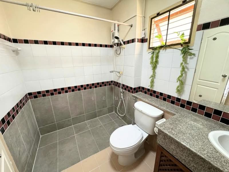 Neighborhome Watcharaphon, Bangkok, Sukhaphiban 5, Sam Wa Tawan Ok, Khlong Sam Wa, Bangkok, 3 Bedrooms, 195 sqm, Single Detached House For Sale, by เอนก, 500227658 - DDproperty.com