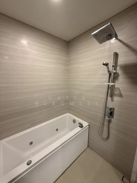 Park Origin Thonglor, Bangkok, ซอยทองหล่อ 10 ถนนสุขุมวิท, Khlong Tan Nua, Watthana, Bangkok, 2 Bedrooms, 45 sqm, Condo For Rent, by Natta Buromsee, 500227665 - DDproperty.com