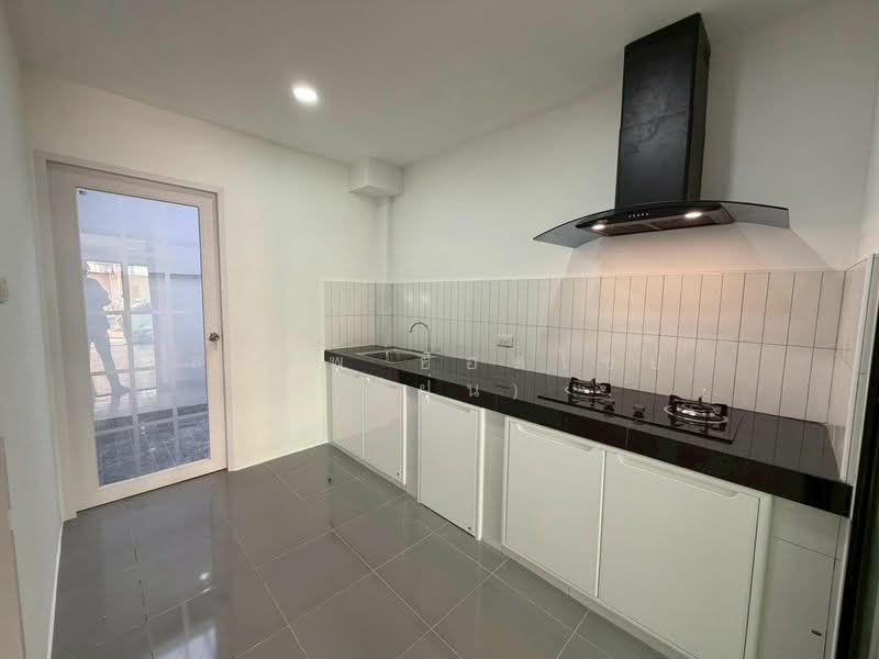 First Home Watcharapol : เฟิสท์โฮม วัชรพล, กรุงเทพ, ซอย ร่วมมิตรพัฒนา, ท่าแร้ง, บางเขน, กรุงเทพ, 72 ตร.ม., ทาวน์เฮ้าส์ ขาย, โดย สรภพ ยอดไชย (สีฝุ่น), 500227687 - DDproperty.com