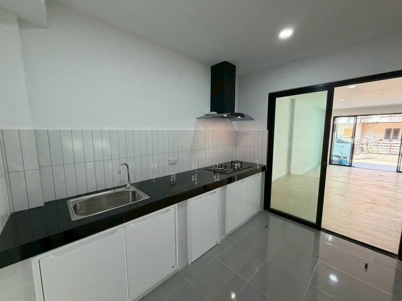 First Home Watcharapol : เฟิสท์โฮม วัชรพล, กรุงเทพ, ซอย ร่วมมิตรพัฒนา, ท่าแร้ง, บางเขน, กรุงเทพ, 72 ตร.ม., ทาวน์เฮ้าส์ ขาย, โดย สรภพ ยอดไชย (สีฝุ่น), 500227687 - DDproperty.com