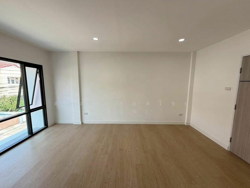 For Sale - First Home Watcharapol, Bangkok