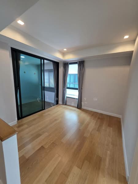 Supalai Essence Suanluang, Bangkok, Prawet, Prawet, Bangkok, 6 Bedrooms, 243 sqm, Single Detached House For Sale, by Ulaiwan Boonsiri, 500227695 - DDproperty.com