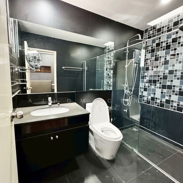 Haus 35 Chaengwattana, Nonthaburi, Soi Pakkred - Chaengwattana 35, Khlong Klue, Pak Kret, Nonthaburi, 3 Bedrooms, 200 sqm, Townhouse For Sale, by AJHOMECENTER - คุณจ๋า, 500227704 - DDproperty.com