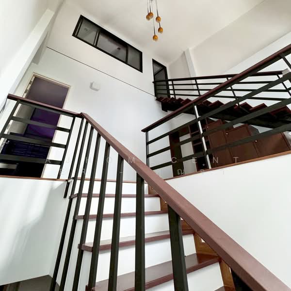 Haus 35 Chaengwattana : เฮ้าส์ 35 แจ้งวัฒนะ, นนทบุรี, ซอย ปากเกร็ด-แจ้งวัฒนะ 35, คลองเกลือ, ปากเกร็ด, นนทบุรี, 200 ตร.ม., ทาวน์เฮ้าส์ ขาย, โดย AJHOMECENTER - คุณจ๋า, 500227704 - DDproperty.com