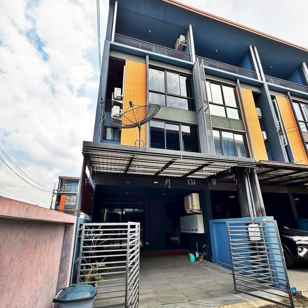 Haus 35 Chaengwattana : เฮ้าส์ 35 แจ้งวัฒนะ, นนทบุรี, ซอย ปากเกร็ด-แจ้งวัฒนะ 35, คลองเกลือ, ปากเกร็ด, นนทบุรี, 200 ตร.ม., ทาวน์เฮ้าส์ ขาย, โดย AJHOMECENTER - คุณจ๋า, 500227704 - DDproperty.com