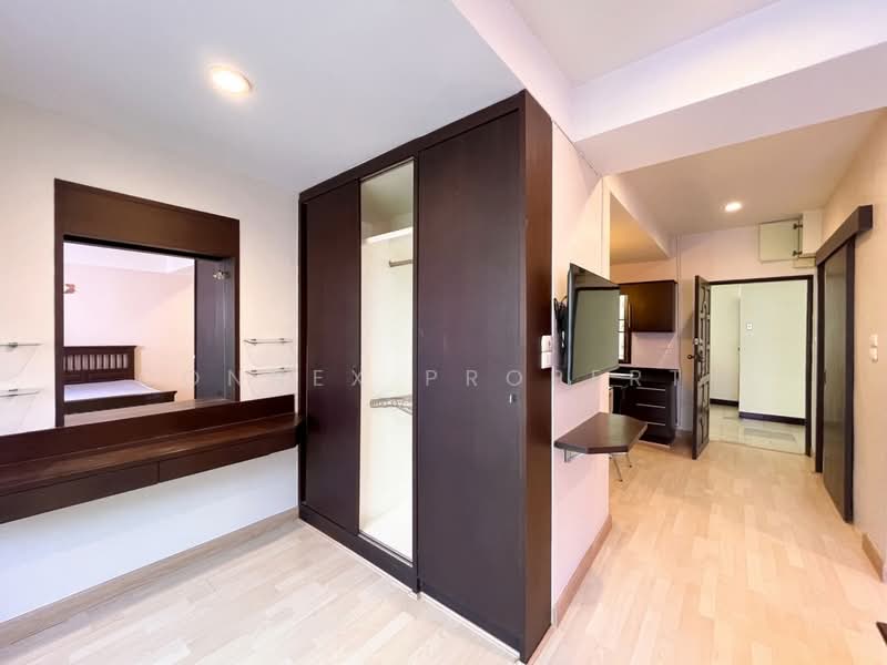 Saranjai Mansion, Bangkok, Soi Sukhumvit 6, Khlong Toei, Khlong Toei, Bangkok, 1 Bedroom, 60 sqm, Condo For Rent, by Connex Property, 500227716 - DDproperty.com