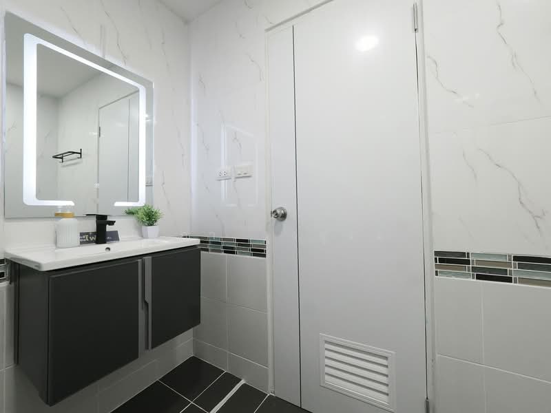 For Sale - Ratchada Terrace Condominium, Bangkok