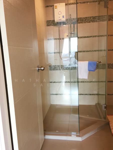 Centric Sathorn-St Louis, Bangkok, Sathorn Nua Road, Yan Nawa, Sathon, Bangkok, 1 Bedroom, 37 sqm, Condo For Rent, by Hathaichanok Saenset, 500227781 - DDproperty.com