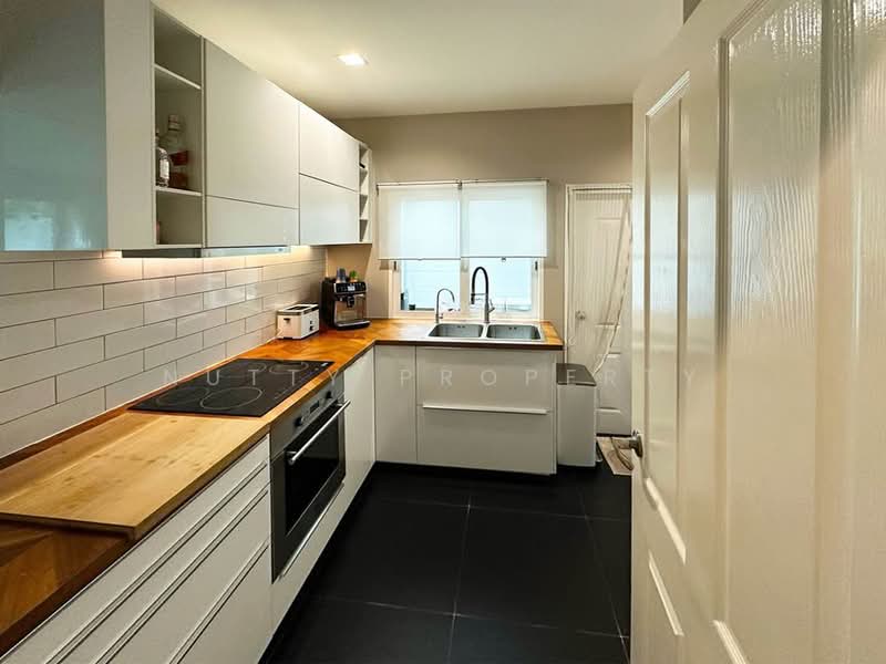 Golden Village Onnut-Pattanakan, Bangkok, Soi On Nut 65 Yak14, Prawet, Prawet, Bangkok, 4 Bedrooms, 150 sqm, Single Detached House For Sale, by Nutty Property, 500227853 - DDproperty.com