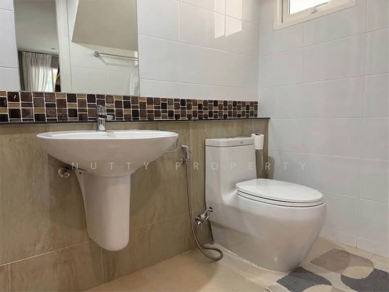 Golden Village Onnut-Pattanakan, Bangkok, Soi On Nut 65 Yak14, Prawet, Prawet, Bangkok, 4 Bedrooms, 150 sqm, Single Detached House For Sale, by Nutty Property, 500227853 - DDproperty.com