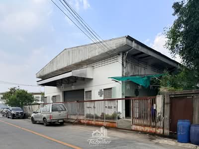 ขาย - ขายที่ดิน 211 ตรว. พร้อมโกดัง 2 ชั้น (794 ตร.ม.) ทำเลทองประเวศ ถนนเฉลิมพระเกียรติ ร.9 ซอย 79, กรุงเทพ