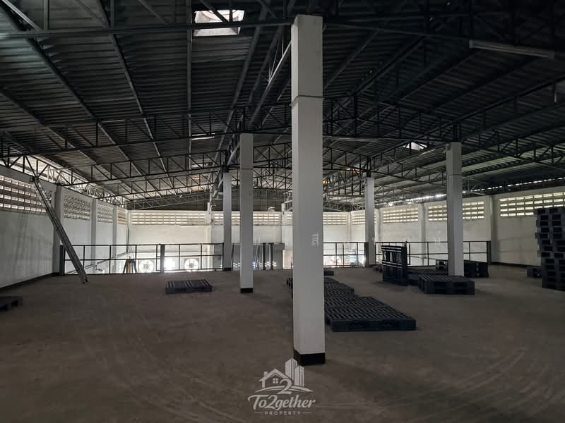 Sale: 211 Sq.w. Land with 2-Story Building (794 Sq.m.) Chaloem Phrakiat R.9 Soi 79 (Prawet), Bangkok, ถนนเฉลิมพระเกียรติ ร.9 ซอย 79, Prawet, Prawet, Bangkok, , 794 sqm, Warehouse/Factory For Sale, by ชนภัช มาสีพิทักษ์, 500227862 - DDproperty.com