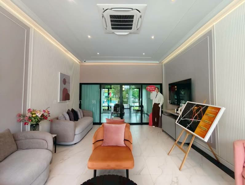 Britania Ratchaphruek-Kanchanaphisek : บริทาเนีย ราชพฤกษ์-กาญจนาภิเษก, Pathum Thani, Khlong Phra Udom, Lat Lum Kaeo, Pathum Thani, 3 Bedrooms, 145 sqm, Single Detached House For Sale, by สรภพ ยอดไชย (สีฝุ่น), 500227863 - DDproperty.com